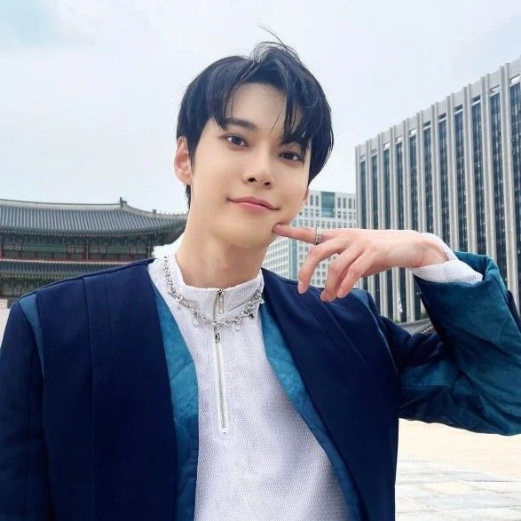 Today's Most Loved Doyoung (NCT 127)