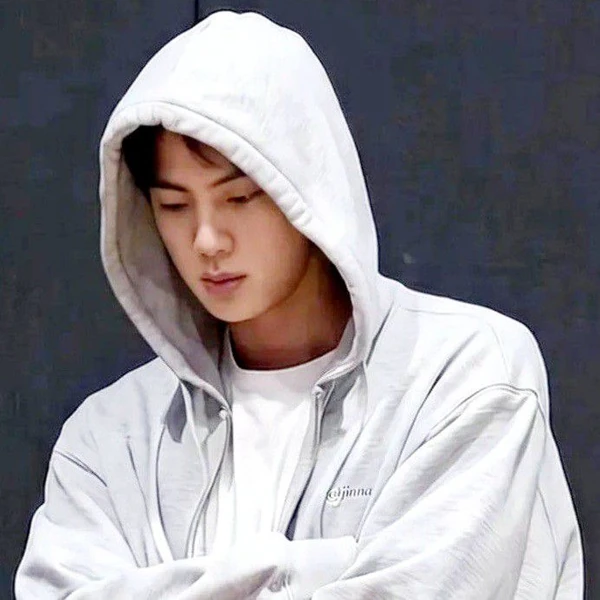 팬들이 뽑은 진 (방탄소년단) 최고의 순간