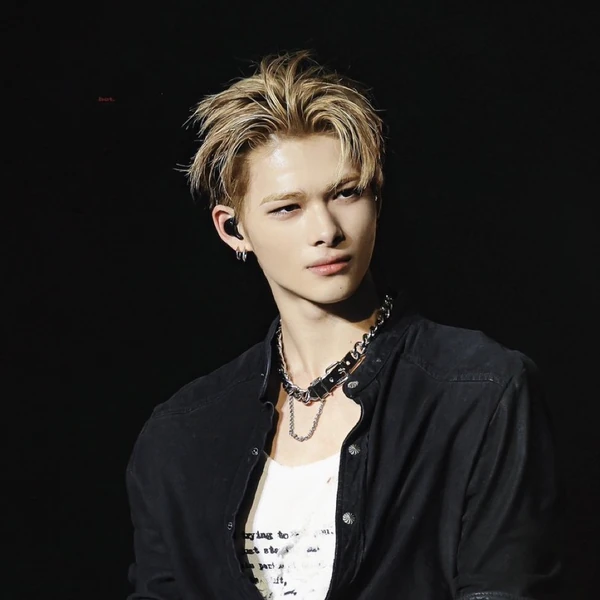 Signature photo of NI-KI (ENHYPEN) capturing their charm