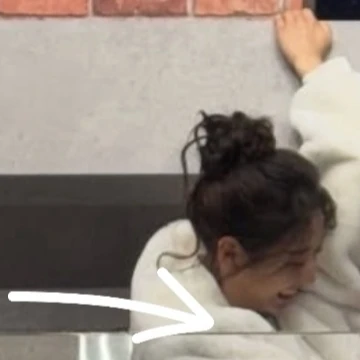 Top Photo Full of Jeong Yein (Lovelyz) Love