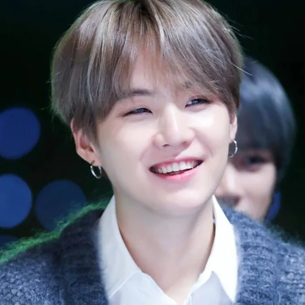 SUGA (BTS)への愛が詰まった人気写真