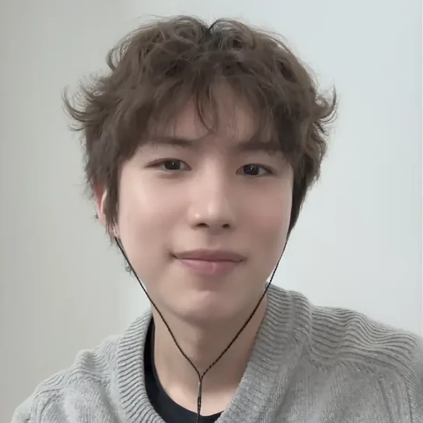 Top Photo Full of Wow (A.C.E) Love