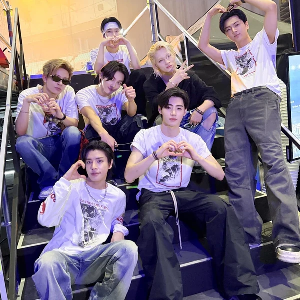 ENHYPEN 팬심 가득한 인기 사진