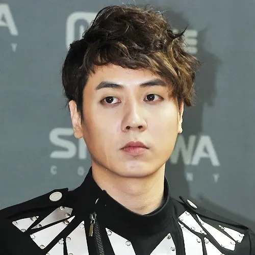 Shining profile picture of Andy (神话) on today's Choeaedol