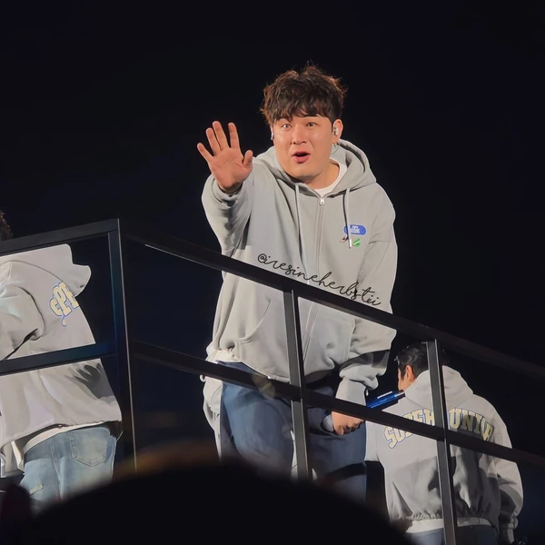 Top Photo Full of Shindong (Super Junior) Love