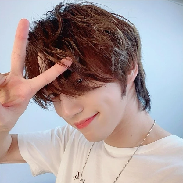 Today's Most Loved Lee Junyoung