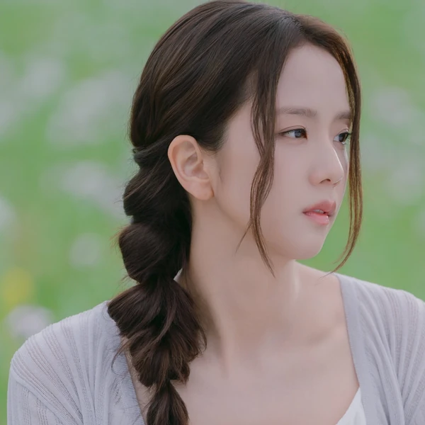 Foto Populer Penuh Cinta untuk Jisoo (BLACKPINK)