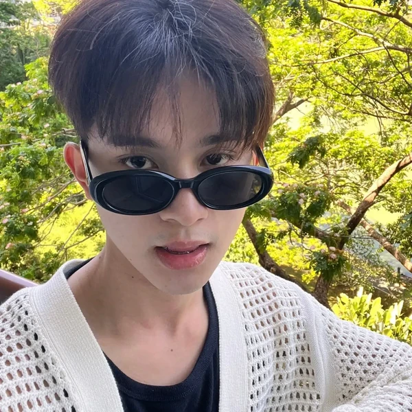 今日最も愛されたウィンストン (HORI7ON)の姿