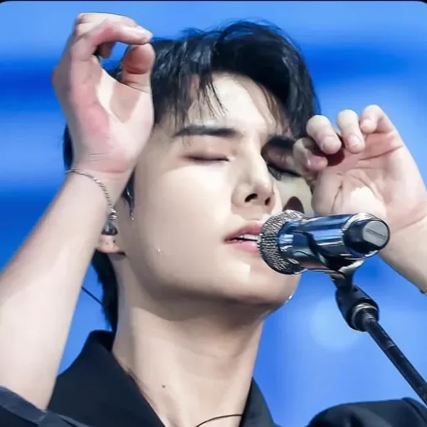 Today's Most Loved Young K (DAY6)