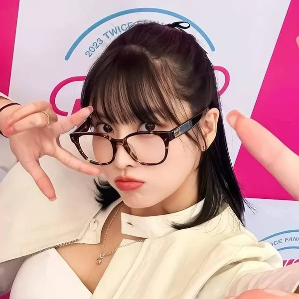 Penampilan TWICE yang Paling Dicintai Hari Ini