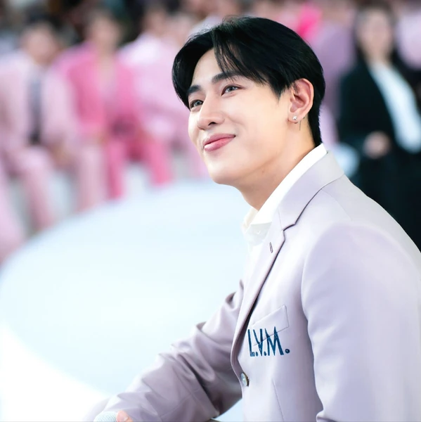 Top Photo Full of Bambam (GOT7) Love