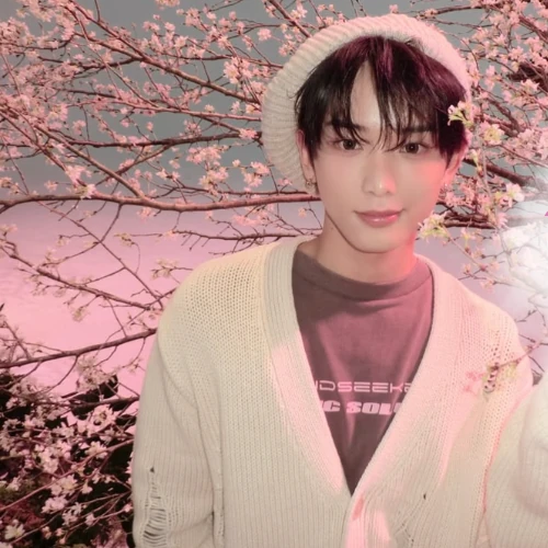 今天最受喜爱的Harua (&TEAM)