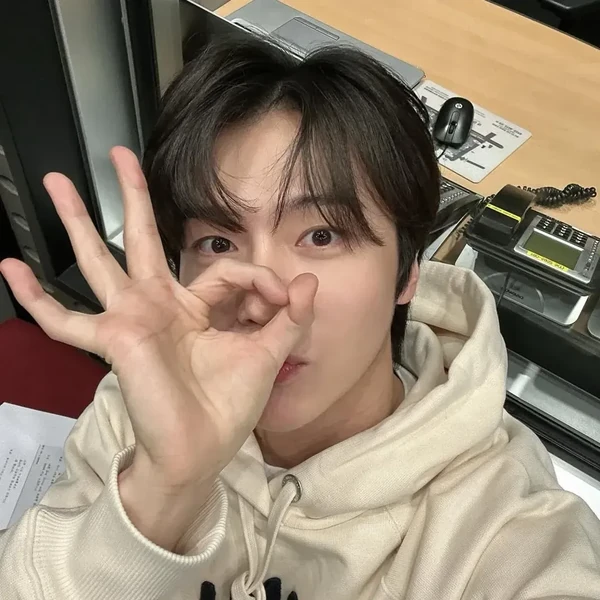 今天最受喜爱的珍虎 (PENTAGON)