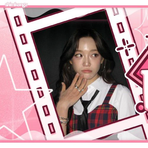 充满粉丝爱意的世正人气照片