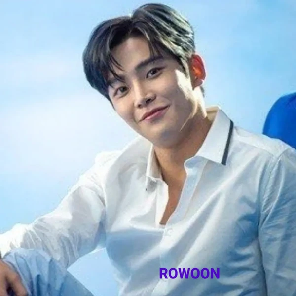 Foto Populer Penuh Cinta untuk Rowoon