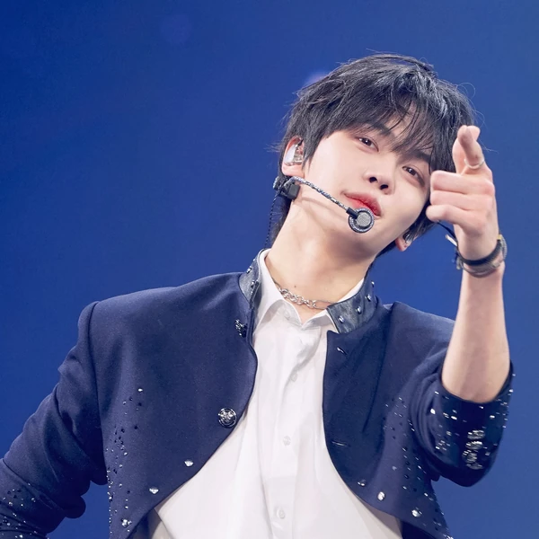 Top Photo Full of Kim Gyuvin Love