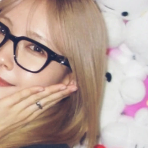 今天最受喜爱的Mayuka (NiziU)