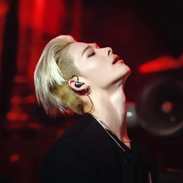 充满粉丝爱意的NI-KI (ENHYPEN)人气照片