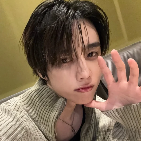 Today's Most Loved Sunwoo (THE BOYZ)