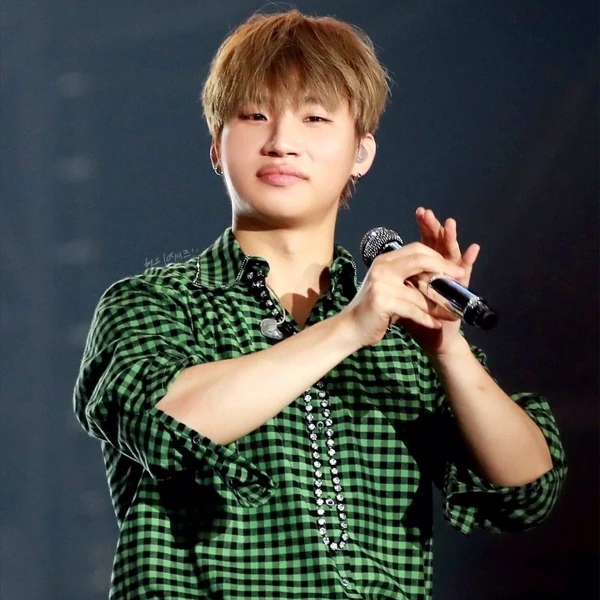 今天最受喜爱的大声 (BIGBANG)