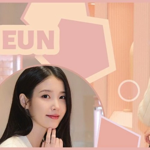 Foto Populer Penuh Cinta untuk IU