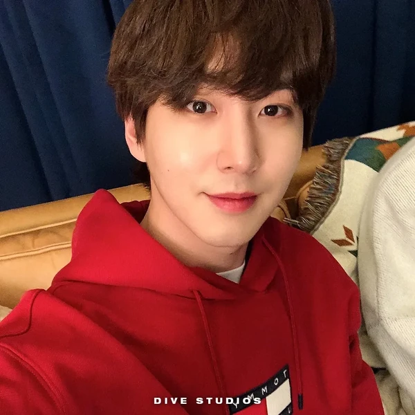 Top Photo Full of Shinwon (PENTAGON) Love