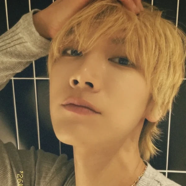 Momen Terbaik TEN (WayV) Pilihan Penggemar