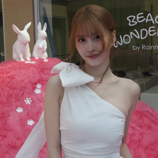 모모 (TWICE) 팬심 가득한 인기 사진