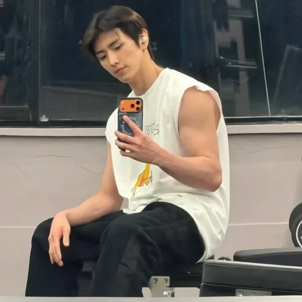 Top Photo Full of Yonghee (CIX) Love