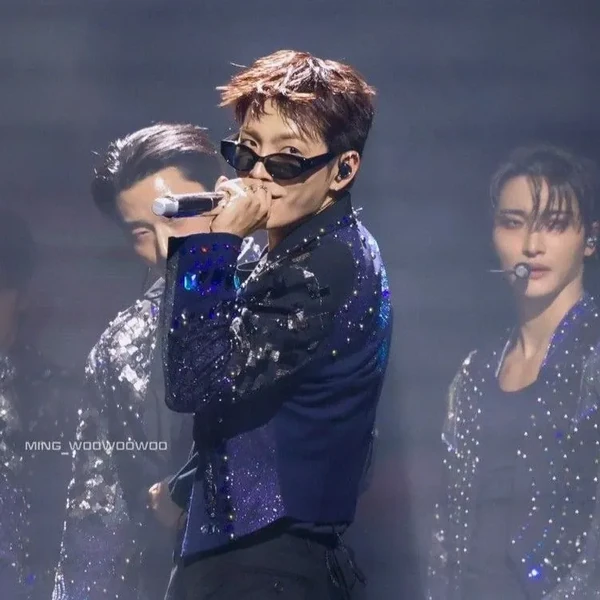 今日最受喜愛的弘中 (ATEEZ)