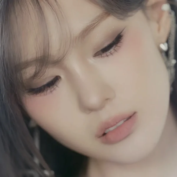 Foto Populer Penuh Cinta untuk Kim Chaehyun (Kep1er)