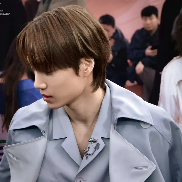 Foto Populer Penuh Cinta untuk Kai (EXO)