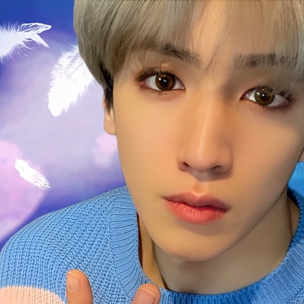 Top Photo Full of Wooseok (PENTAGON) Love