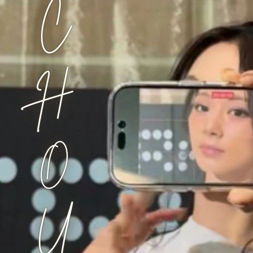 오늘 가장 사랑받은 쯔위 (TWICE)의 모습