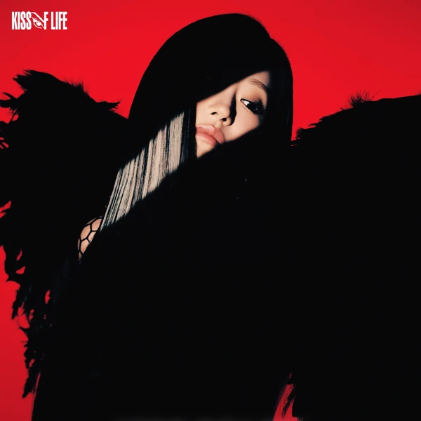 Top Photo Full of Julie (KISS OF LIFE) Love