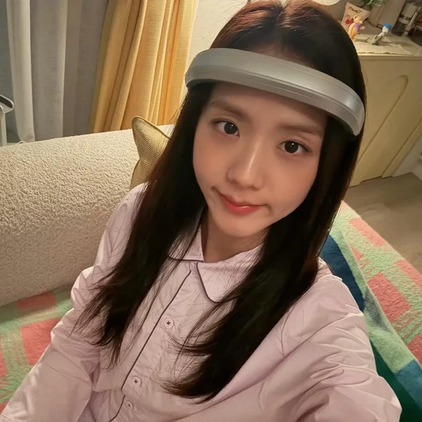 Today's Most Loved BLACKPINK