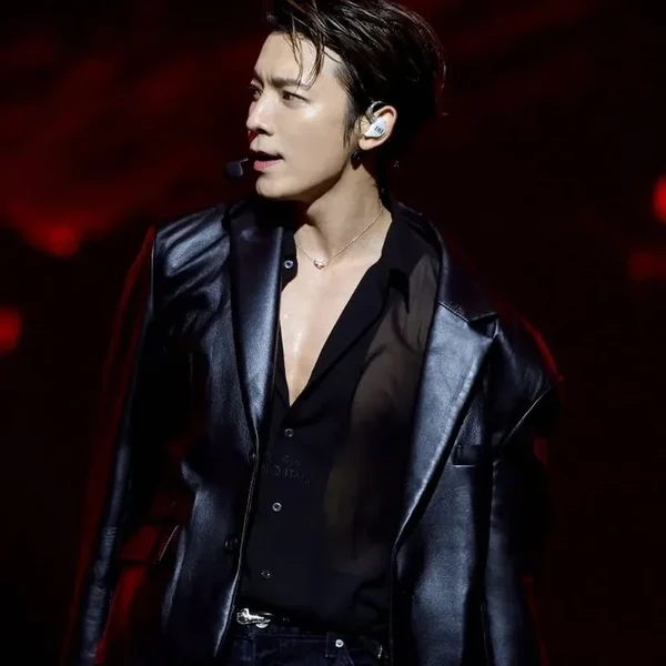Today's Most Loved Donghae (Super Junior)