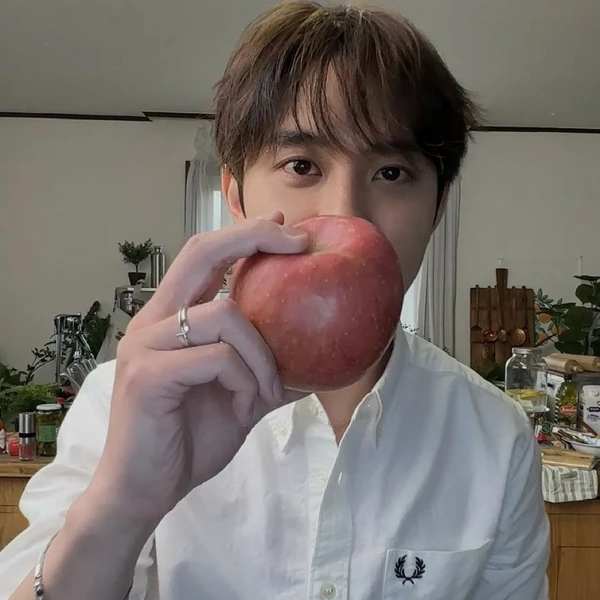 Today's Most Loved D.O. (EXO)