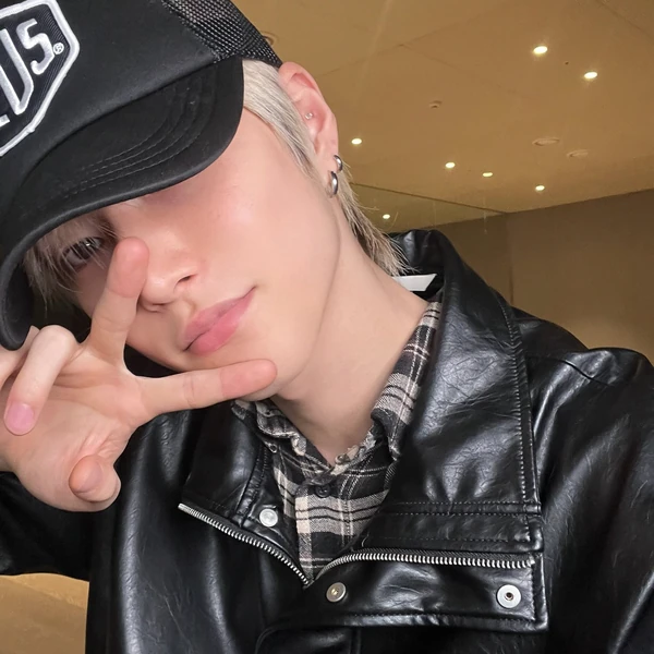 Top Photo Full of Seunghan Love