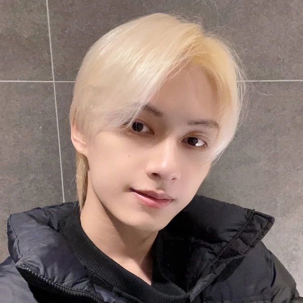 ジュン (SEVENTEEN)への愛が詰まった人気写真