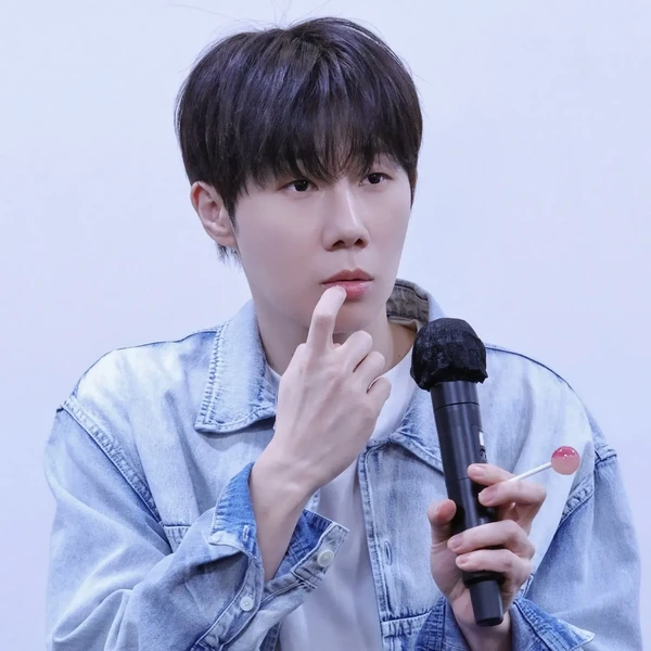 Foto Populer Penuh Cinta untuk Sungkyu (INFINITE)