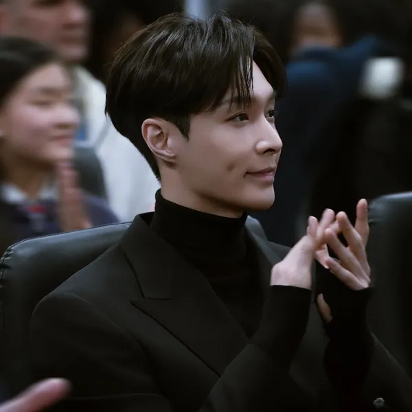 Today's Most Loved Lay (EXO)