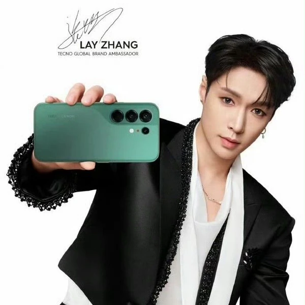 Top Photo Full of Lay (EXO) Love