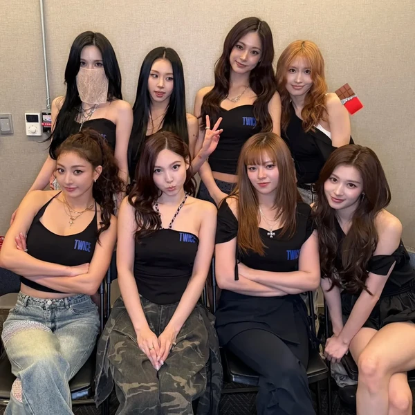 팬들이 뽑은 TWICE 최고의 순간