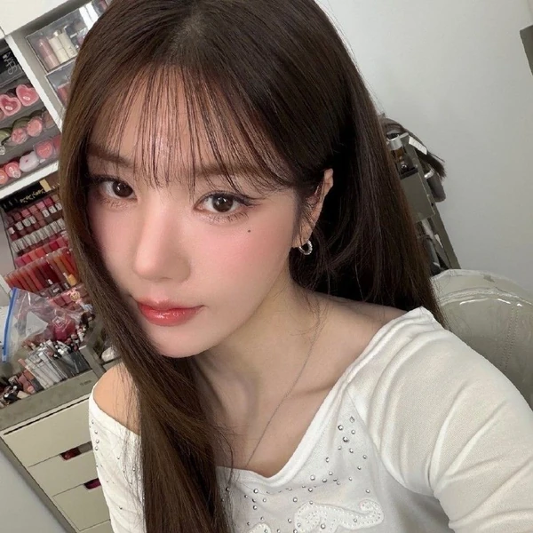 Today's Most Loved Kwon Eunbi