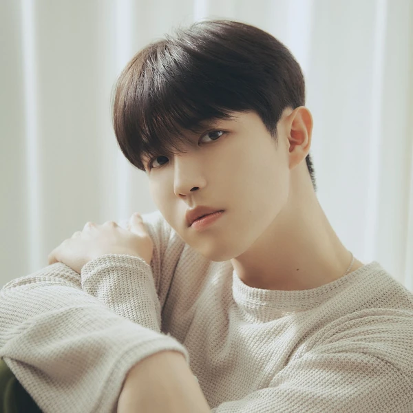 Top Photo Full of Kim Jaehwan Love