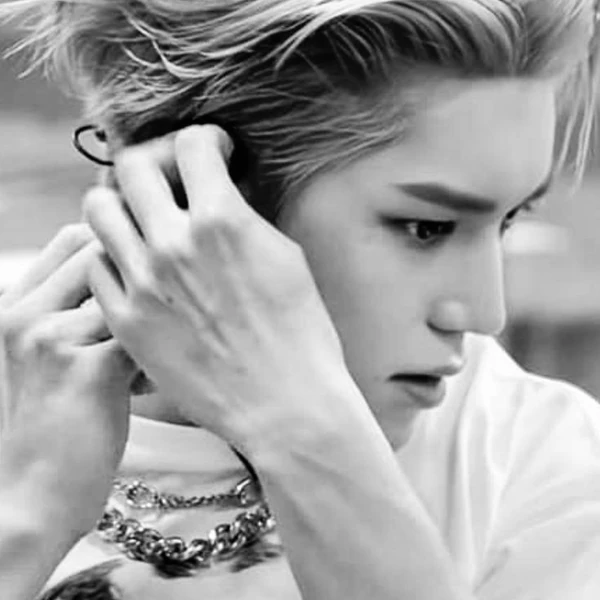 Today's Most Loved Taeyong (NCT 127)