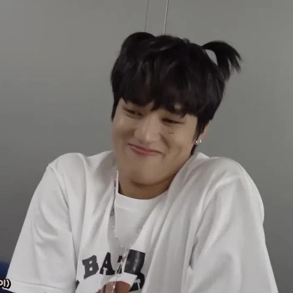 今日最受喜愛的友榮 (ATEEZ)