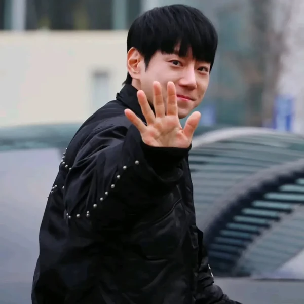 Fans' Pick: Best Moment of Hwang Chiyeol