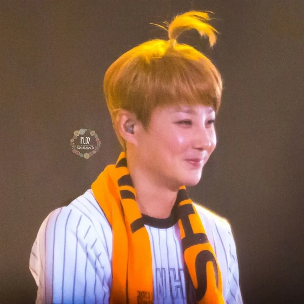 Today's Most Loved Shin Hyesung (SHINHWA)